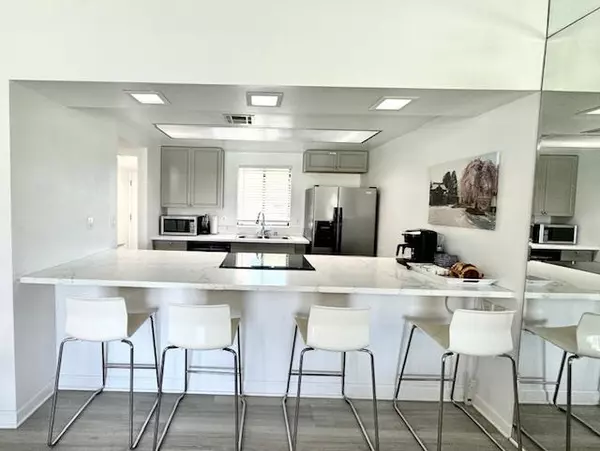 Palm Desert, CA 92211,40280 Bay Hill WAY