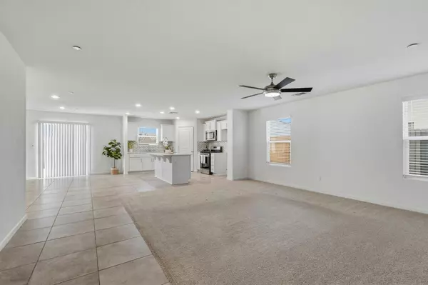 Los Banos, CA 93635,1740 Columbia DR