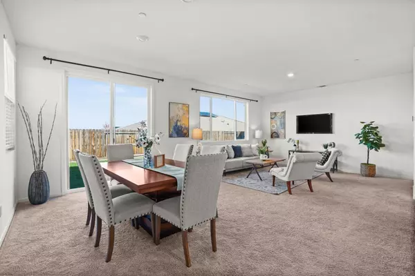 Sacramento, CA 95829,8189 Scrimshaw WAY