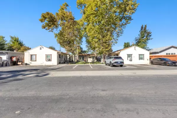 Sacramento, CA 95838,3723 Jasmine ST