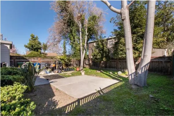 San Jose, CA 95128,330 Arleta AVE