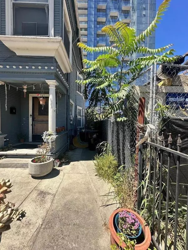 San Jose, CA 95112,623 S 2nd ST