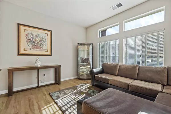 Brentwood, CA 94513,490 Chesapeake TER