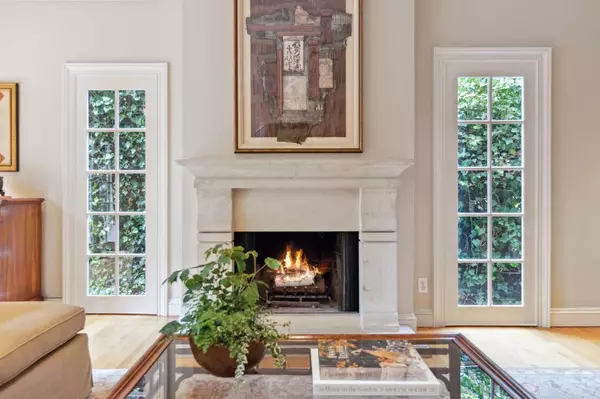 Burlingame, CA 94010,106 Pepper AVE