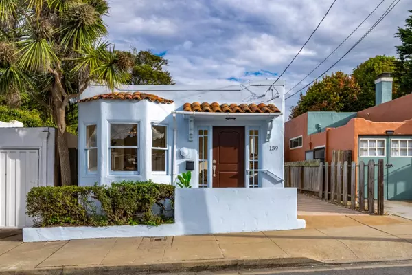 Pacific Grove, CA 93950,139 Carmel AVE