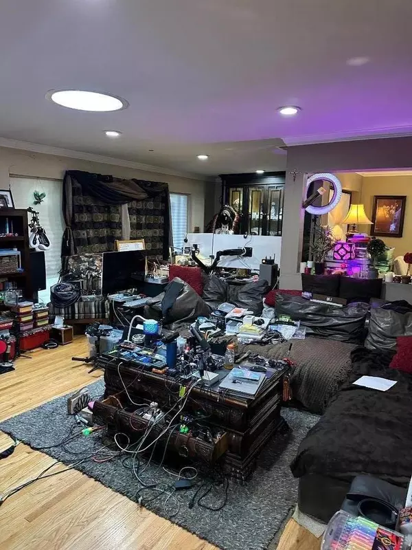 San Jose, CA 95124,2462 Meridian AVE