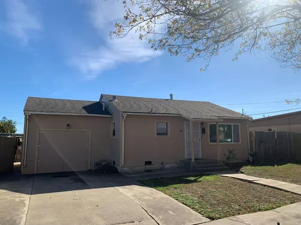 166 Afton RD, Salinas, CA 93905