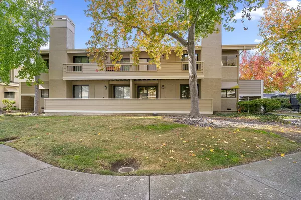 141 Albacore LN, Foster City, CA 94404