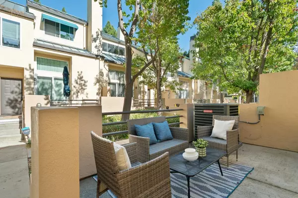 San Jose, CA 95134,430 Galleria DR 4