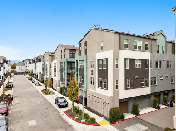 San Jose, CA 95117,581 Yale WAY