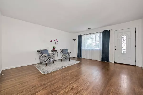 San Jose, CA 95118,1364 Boysea DR