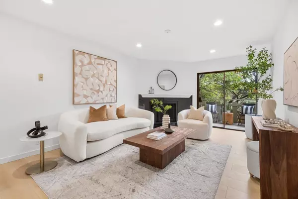 1070 Mercedes AVE 24, Los Altos, CA 94022