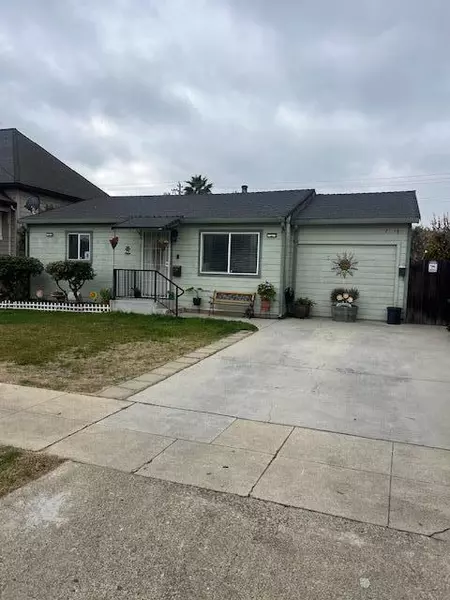 7521 Chestnut ST, Gilroy, CA 95020