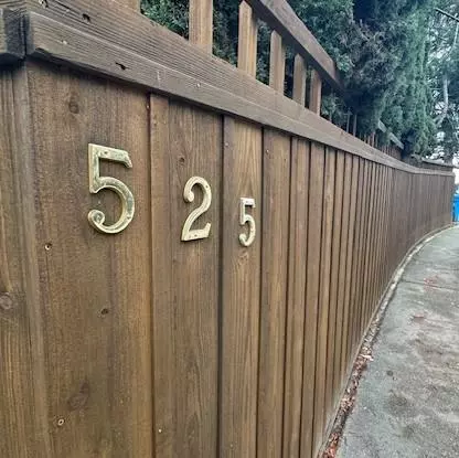 525 Wellington DR, San Carlos, CA 94070