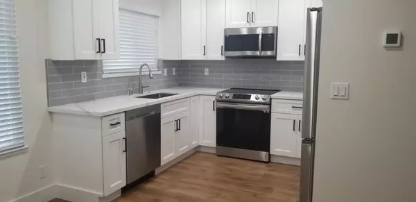 Campbell, CA 95008,38 E Latimer AVE