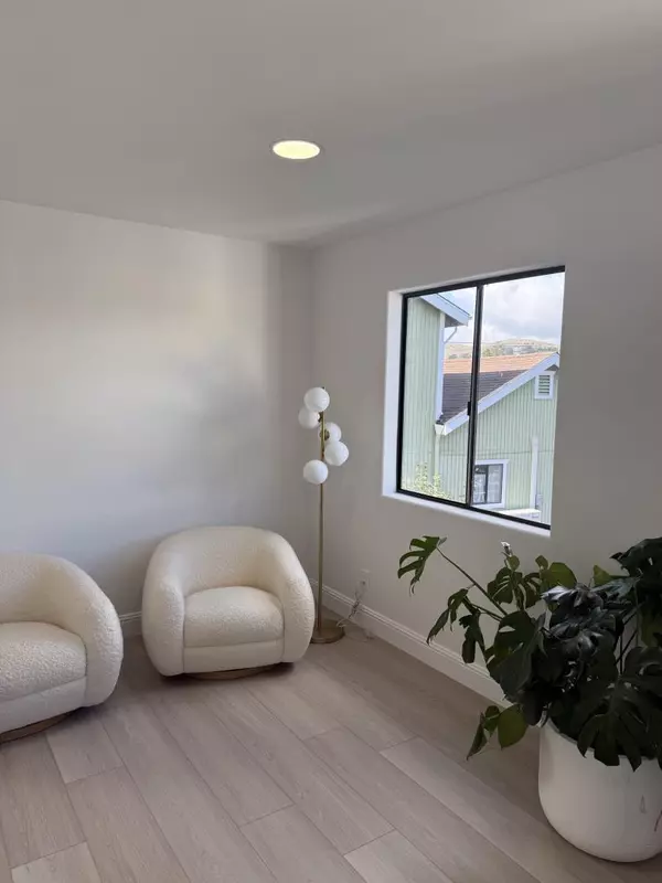 Brisbane, CA 94005,339 Monterey ST