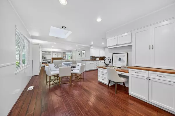 Saratoga, CA 95070,14121 Shadow Oaks WAY