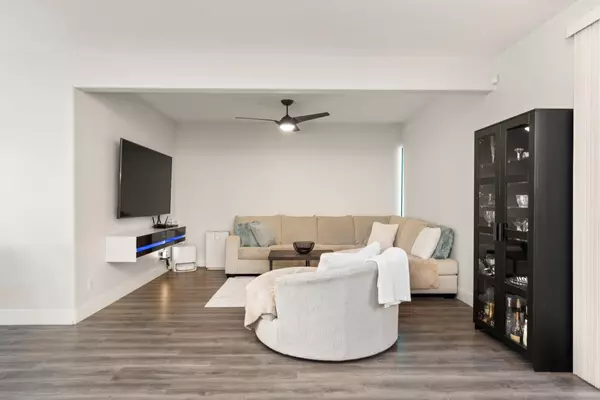 Sacramento, CA 95835,2372 Donner Pass AVE