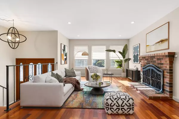 Pacifica, CA 94044,1020 Everglades DR