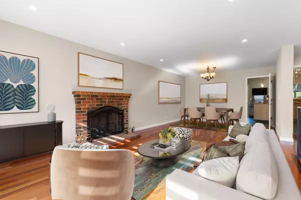 Pacifica, CA 94044,1020 Everglades DR