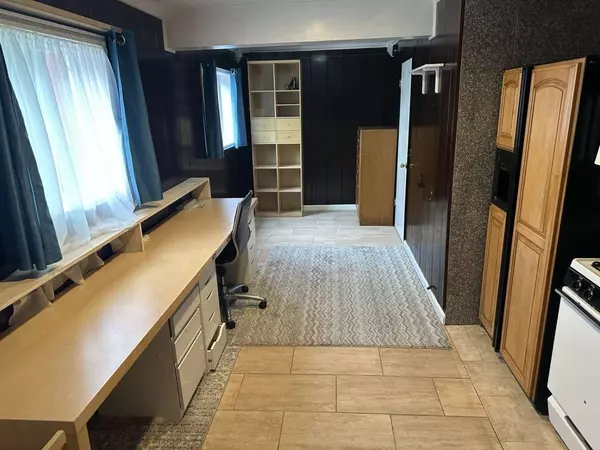 Hillsborough, CA 94010,25 Via Delizia