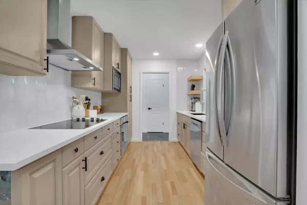 Concord, CA 94518,1198 Quail Ct