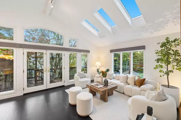 Belmont, CA 94002,2937 San Juan BLVD