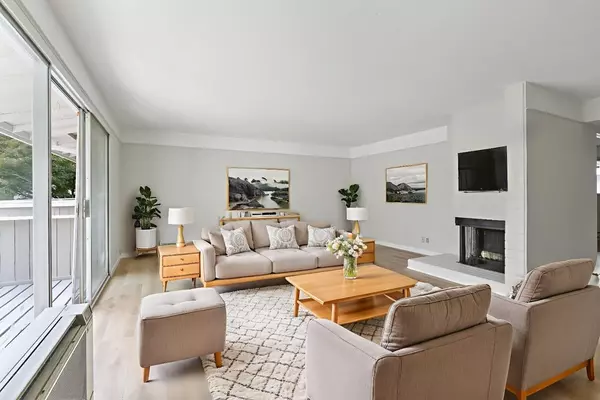 Mountain View, CA 94043,500 W Middlefield RD 18