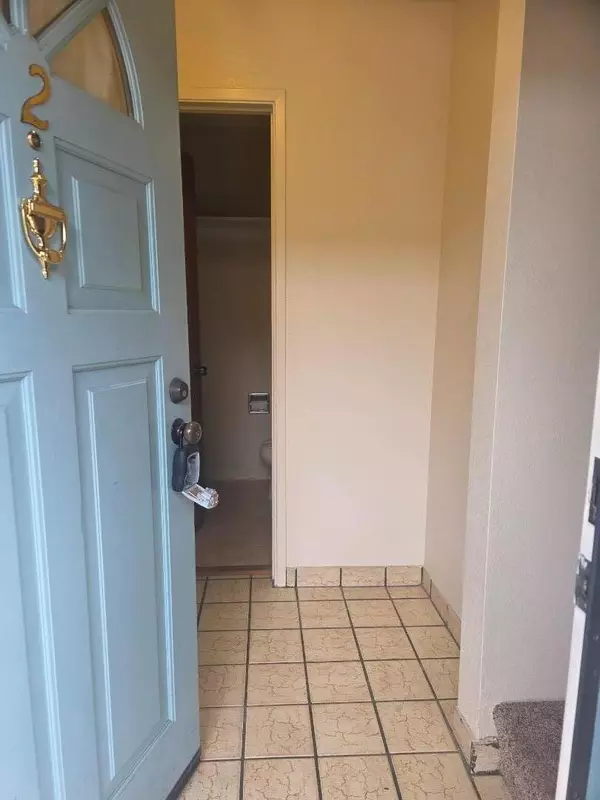 Monterey, CA 93940,420 Dela Vina AVE 2