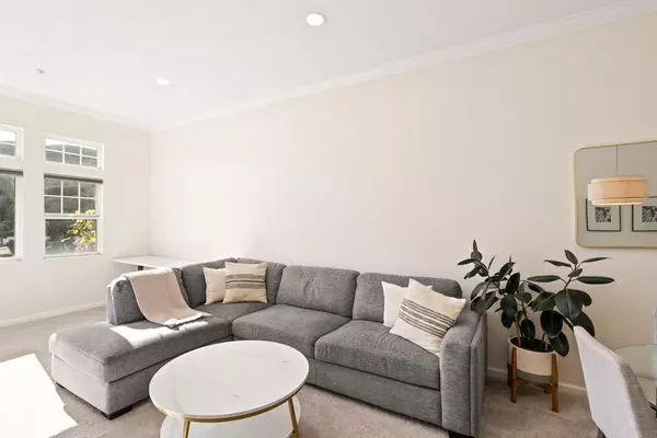 Brisbane, CA 94005,833 Swallowtail CT