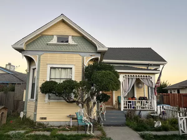 1371 Line ST, Hollister, CA 95023