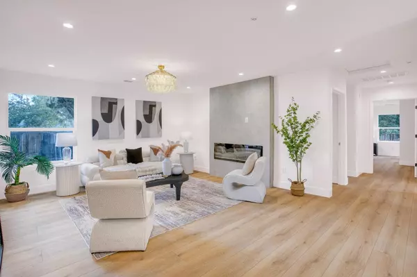 San Mateo, CA 94401,236 Ryder ST