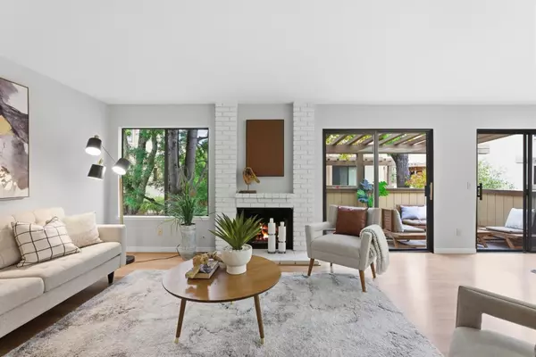 16145 Loretta LN, Los Gatos, CA 95032