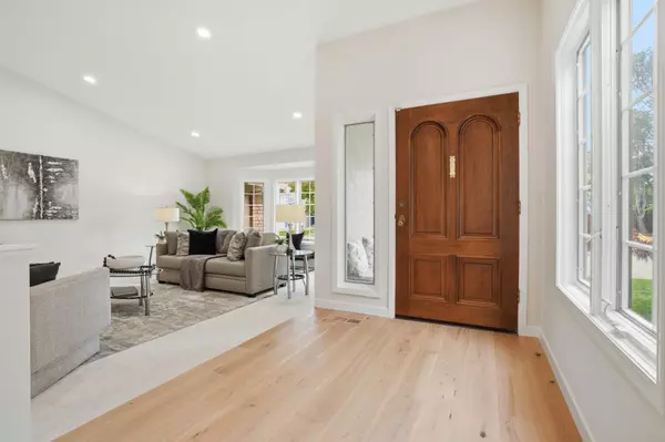 San Carlos, CA 94070,119 Mesa Verde WAY