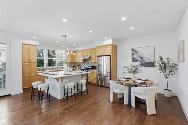 Sunnyvale, CA 94086,125 Maidenhair TER