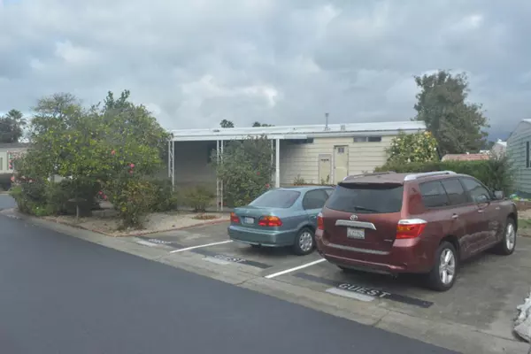 Union City, CA 94587,437 SAMOA CIR 437