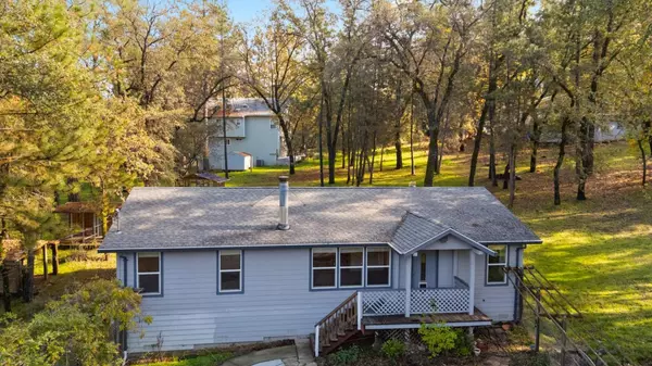 19307 Ferretti RD, Groveland, CA 95321