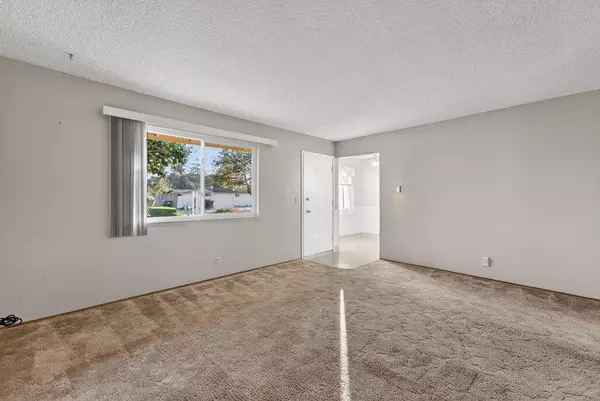 Watsonville, CA 95076,8 Carita CT