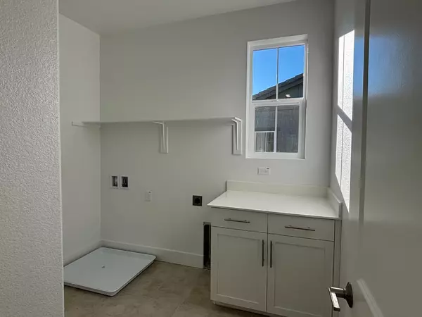 Vacaville, CA 95687,3012 Discovery CT