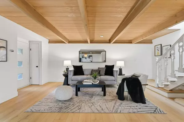 Mountain View, CA 94040,278 Monroe DR 8