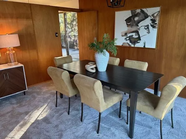 San Mateo, CA 94402,1582 Brandywine RD