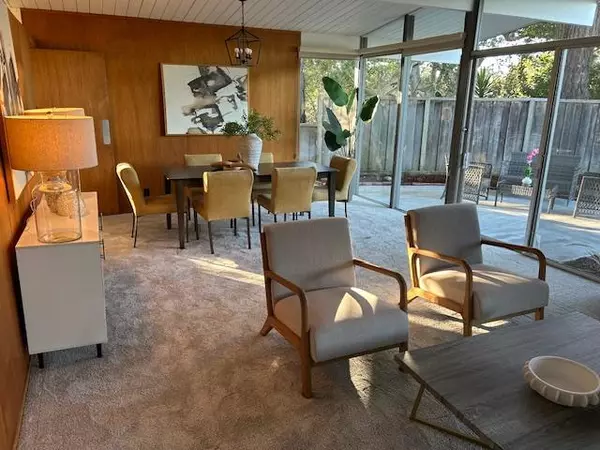 San Mateo, CA 94402,1582 Brandywine RD