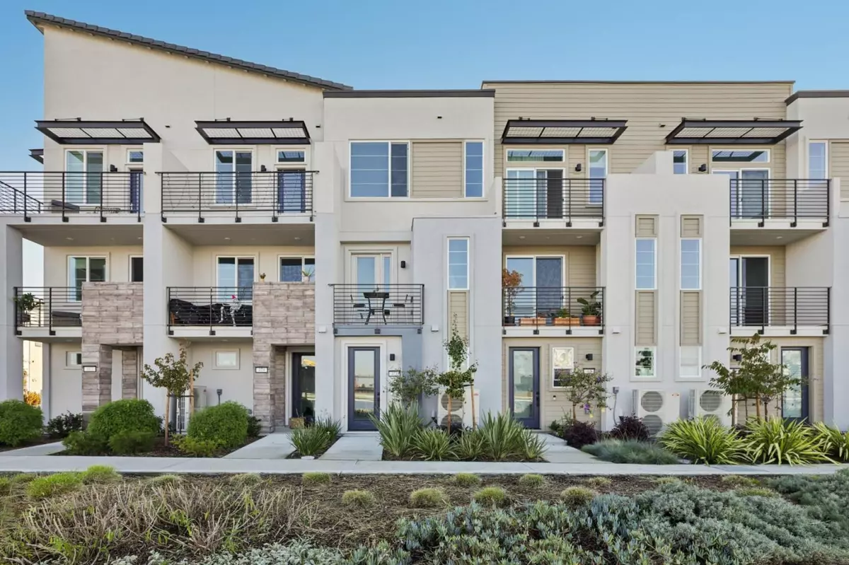 Alameda, CA 94501,473 Sentinel DR