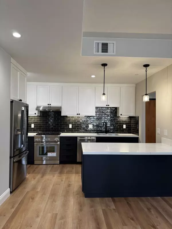 200 Sheridan AVE 306, Palo Alto, CA 94306