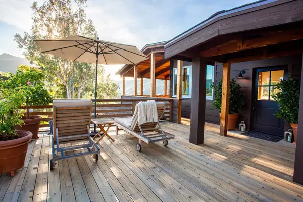 Carmel Valley, CA 93924,233 Country Club DR