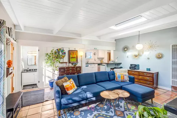 Pacific Grove, CA 93950,1171 Presidio BLVD