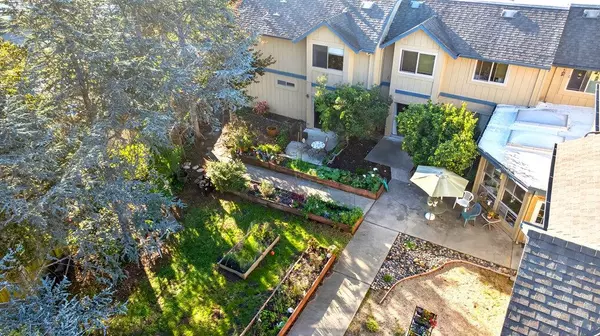 Santa Cruz, CA 95062,121 Vista Prieta