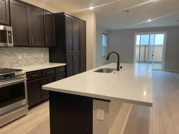 Fairfield, CA 94533,2513 Lake Club DR