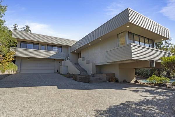 200 Cherokee WAY,  Portola Valley,  CA 94028