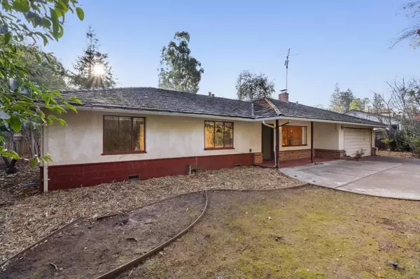 Los Altos, CA 94024,442 Knoll DR